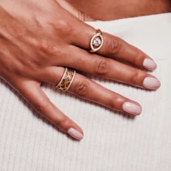 Bague bandeau Perp&eacute;tuel.le semi-pav&eacute;e