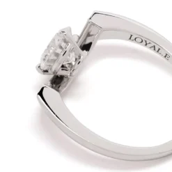 Bague Intr&eacute;pide grand arc 1ct pav&eacute;e