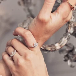 Bague Intr&eacute;pide grand arc 0.25ct pav&eacute;e