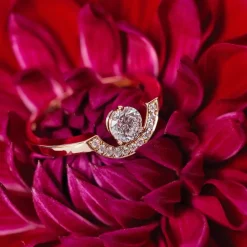 Bague Intr&eacute;pide petit arc 0.5ct pav&eacute;e