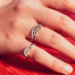 Bague Intr&eacute;pide petit arc 0.25ct pav&eacute;e