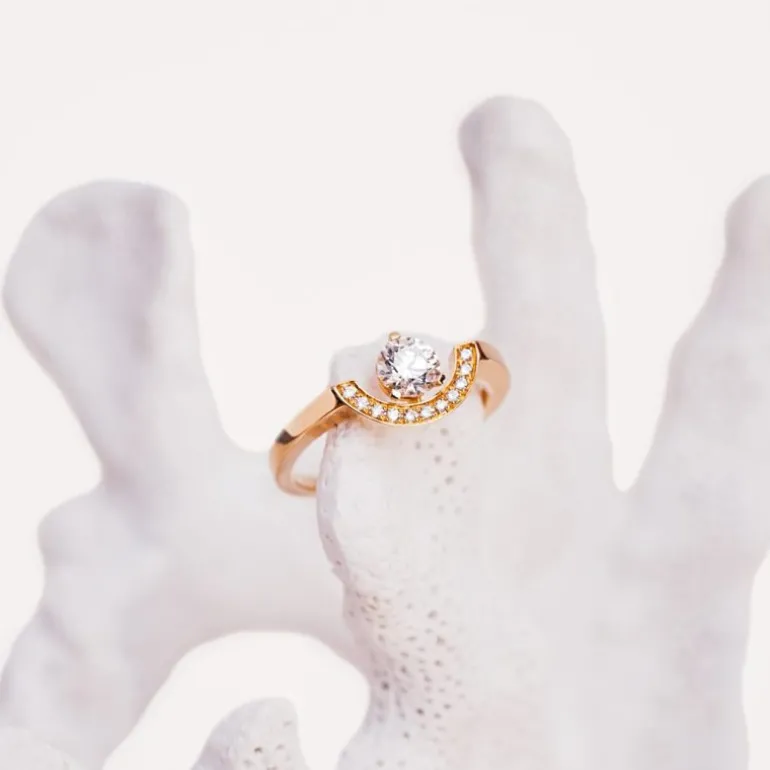 Bague Intrépide petit arc 0.25ct pavée