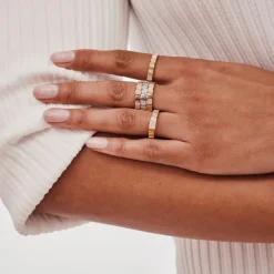 Bague Ride & Love semi-pav&eacute;e 0.6ct &Eacute;meraude