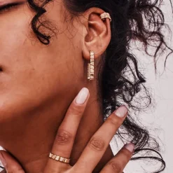 Boucles d'oreilles Ride & Love semi-pav&eacute;es Medium