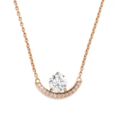 Pendentif Intr&eacute;pide grand arc 1ct pav&eacute;
