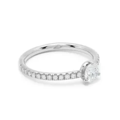 Solitaire Absolu.e 0.5ct pav&eacute;