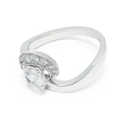 Solitaire Amour &Eacute;ternel 0.7ct semi-pav&eacute;